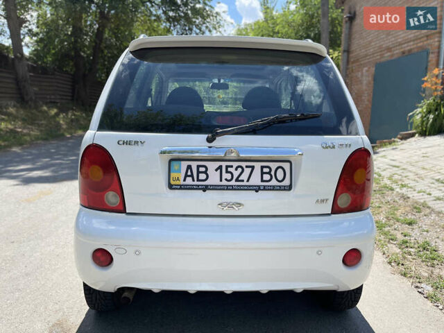 Белый Чери Кью Кью, объемом двигателя 1.08 л и пробегом 110 тыс. км за 2800 $, фото 6 на Automoto.ua