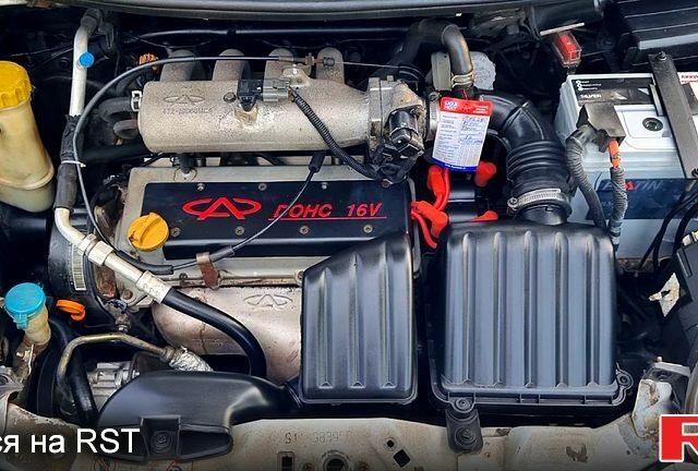 Белый Чери Кью Кью, объемом двигателя 1.1 л и пробегом 88 тыс. км за 1999 $, фото 5 на Automoto.ua