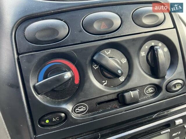 Бежевый Чери Кью Кью, объемом двигателя 1.08 л и пробегом 106 тыс. км за 1550 $, фото 9 на Automoto.ua