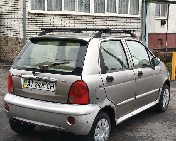 Бежевий Чері Кью Кью, об'ємом двигуна 1.1 л та пробігом 122 тис. км за 1399 $, фото 3 на Automoto.ua