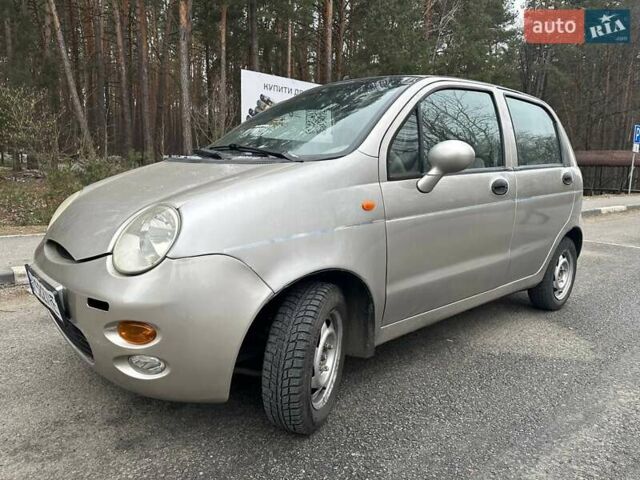 Бежевий Чері Кью Кью, об'ємом двигуна 1.08 л та пробігом 125 тис. км за 1850 $, фото 6 на Automoto.ua