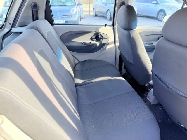 Бежевый Чери Кью Кью, объемом двигателя 1.1 л и пробегом 200 тыс. км за 1350 $, фото 4 на Automoto.ua