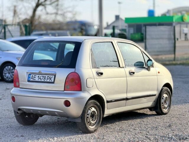 Бежевый Чери Кью Кью, объемом двигателя 1.1 л и пробегом 200 тыс. км за 1350 $, фото 2 на Automoto.ua