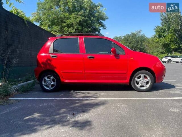 Чери Кью Кью 2007 в Одессе на Automoto.ua Красный Чери Кью Кью, объемом двигателя 1.1 л и пробегом 93 тыс. км за 2450 $, фото 3 на Automoto.ua