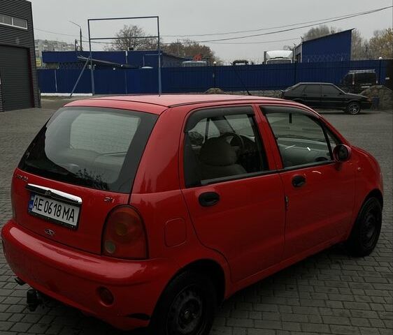 Красный Чери Кью Кью, объемом двигателя 1.1 л и пробегом 162 тыс. км за 2300 $, фото 2 на Automoto.ua