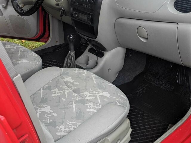 Чери Кью Кью 2007 в Львове на Automoto.ua Красный Чери Кью Кью, объемом двигателя 1.1 л и пробегом 208 тыс. км за 1200 $, фото 15 на Automoto.ua