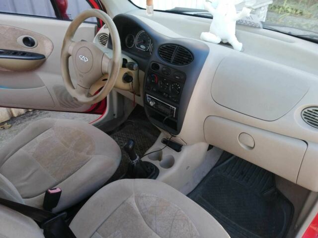 Красный Чери Кью Кью, объемом двигателя 1.1 л и пробегом 71 тыс. км за 2000 $, фото 9 на Automoto.ua