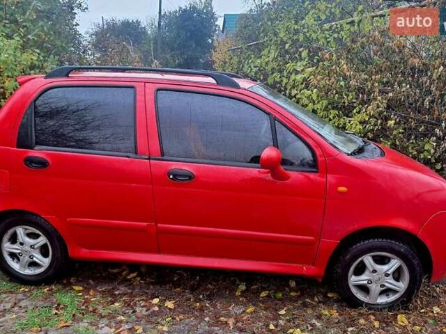 Чері Кью Кью 2007 у Вольногорске на Automoto.ua Червоний Чері Кью Кью, об'ємом двигуна 1.1 л та пробігом 71 тис. км за 2199 $, фото 3 на Automoto.ua