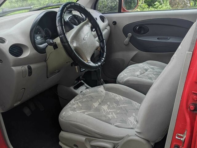 Чери Кью Кью 2007 в Львове на Automoto.ua Красный Чери Кью Кью, объемом двигателя 1.1 л и пробегом 208 тыс. км за 1200 $, фото 5 на Automoto.ua