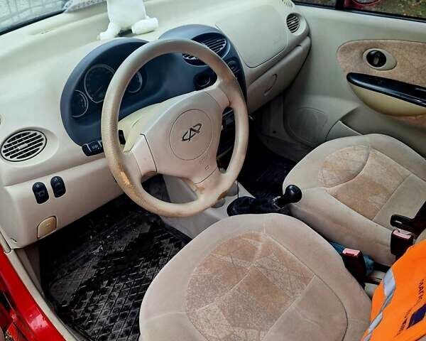 Чері Кью Кью 2007 у Вольногорске на Automoto.ua Червоний Чері Кью Кью, об'ємом двигуна 1.1 л та пробігом 71 тис. км за 2199 $, фото 8 на Automoto.ua