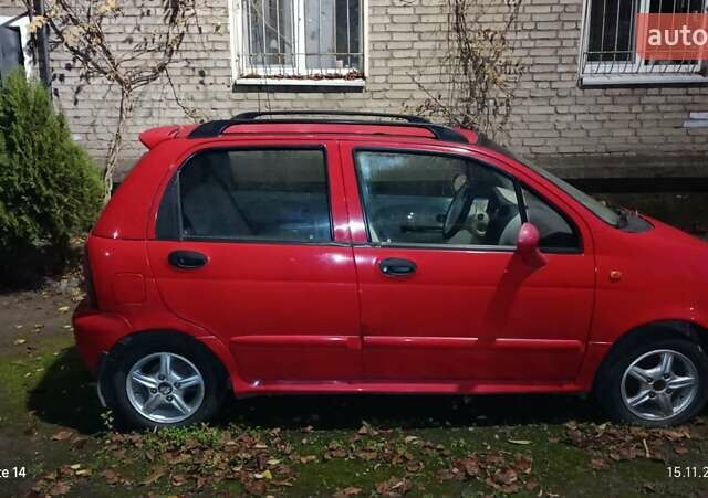 Червоний Чері Кью Кью, об'ємом двигуна 1.08 л та пробігом 150 тис. км за 2000 $, фото 8 на Automoto.ua