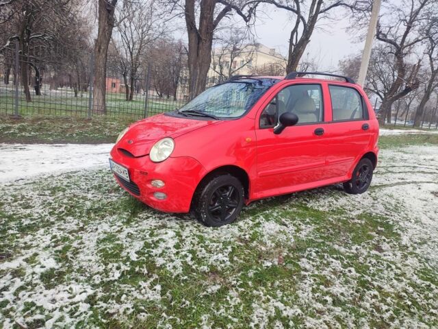 Красный Чери Кью Кью, объемом двигателя 1.1 л и пробегом 130 тыс. км за 2250 $, фото 1 на Automoto.ua