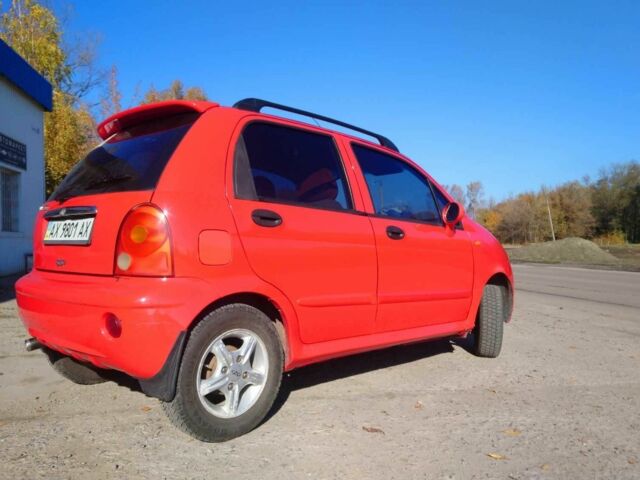 Красный Чери Кью Кью, объемом двигателя 1.1 л и пробегом 71 тыс. км за 2000 $, фото 2 на Automoto.ua