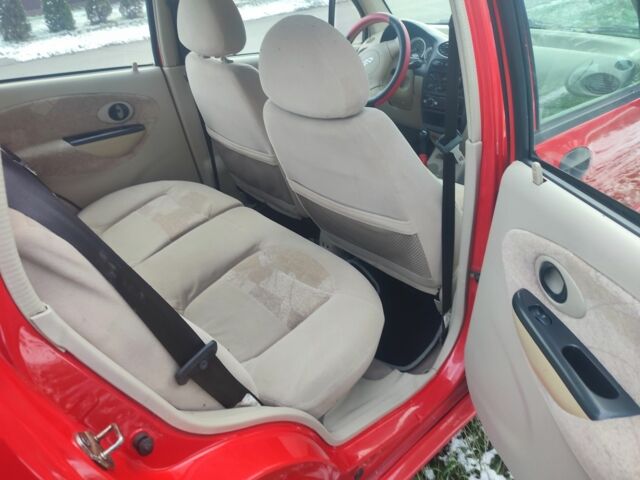 Красный Чери Кью Кью, объемом двигателя 1.1 л и пробегом 130 тыс. км за 2250 $, фото 16 на Automoto.ua