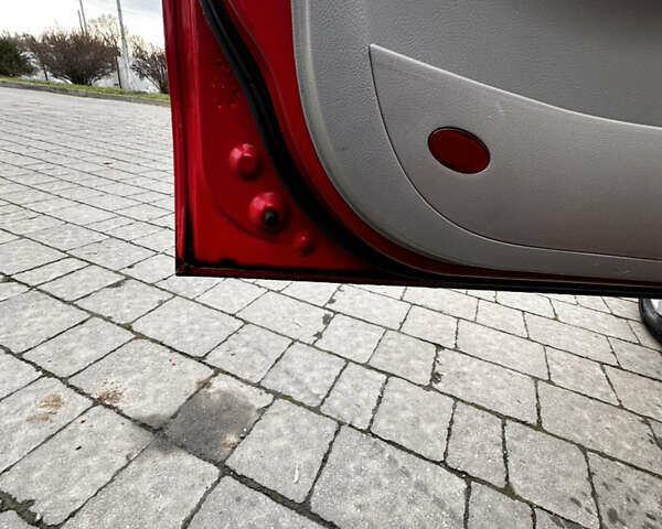 Красный Чери Кью Кью, объемом двигателя 1.08 л и пробегом 147 тыс. км за 2000 $, фото 5 на Automoto.ua