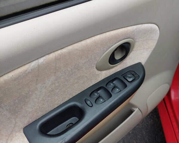 Красный Чери Кью Кью, объемом двигателя 1.08 л и пробегом 110 тыс. км за 1999 $, фото 9 на Automoto.ua