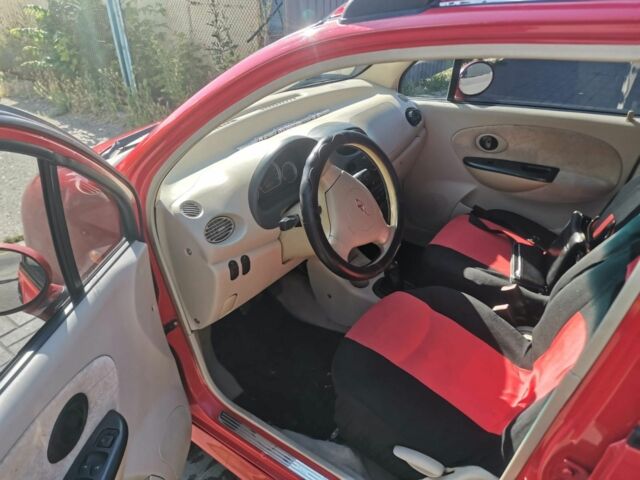 Красный Чери Кью Кью, объемом двигателя 1.1 л и пробегом 126 тыс. км за 2100 $, фото 7 на Automoto.ua