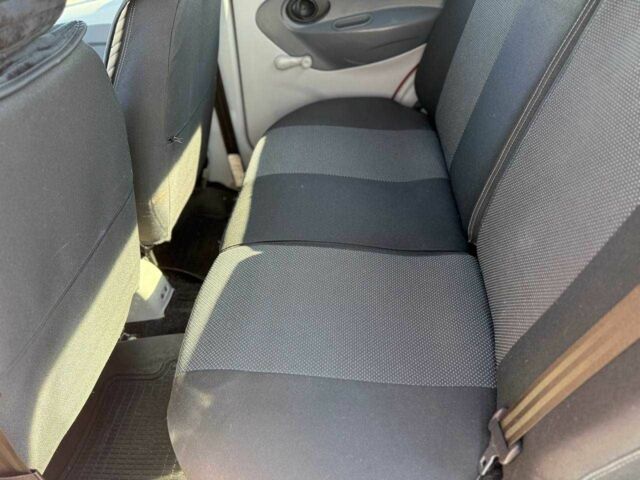 Красный Чери Кью Кью, объемом двигателя 1.1 л и пробегом 55 тыс. км за 2799 $, фото 7 на Automoto.ua