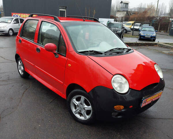 Красный Чери Кью Кью, объемом двигателя 1.08 л и пробегом 110 тыс. км за 1999 $, фото 1 на Automoto.ua