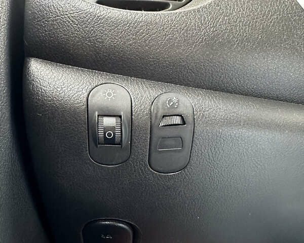 Красный Чери Кью Кью, объемом двигателя 1.3 л и пробегом 179 тыс. км за 3200 $, фото 16 на Automoto.ua