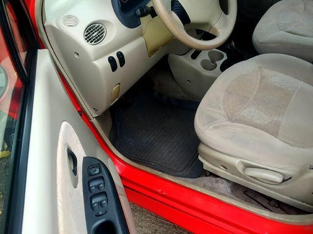 Красный Чери Кью Кью, объемом двигателя 1.1 л и пробегом 86 тыс. км за 2300 $, фото 4 на Automoto.ua