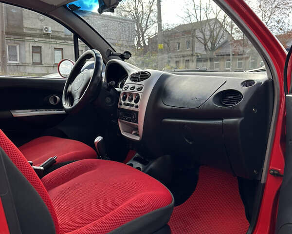 Красный Чери Кью Кью, объемом двигателя 1.3 л и пробегом 179 тыс. км за 3200 $, фото 5 на Automoto.ua