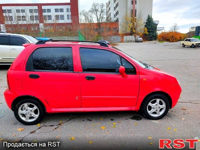 Красный Чери Кью Кью, объемом двигателя 1.1 л и пробегом 117 тыс. км за 2200 $, фото 1 на Automoto.ua