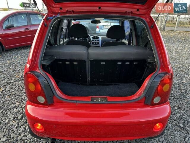 Красный Чери Кью Кью, объемом двигателя 1.1 л и пробегом 143 тыс. км за 2950 $, фото 11 на Automoto.ua