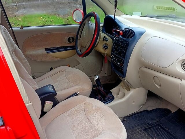 Красный Чери Кью Кью, объемом двигателя 1.1 л и пробегом 54 тыс. км за 2600 $, фото 2 на Automoto.ua