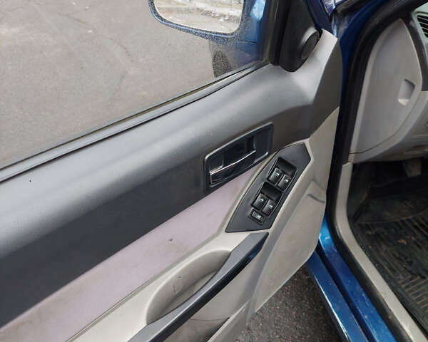 Красный Чери Кью Кью, объемом двигателя 1.08 л и пробегом 110 тыс. км за 1999 $, фото 10 на Automoto.ua