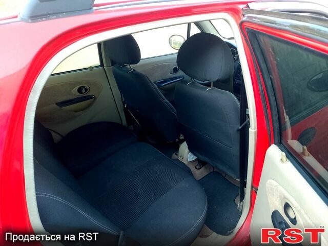 Червоний Чері Кью Кью, об'ємом двигуна 1.1 л та пробігом 112 тис. км за 1650 $, фото 2 на Automoto.ua