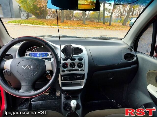 Красный Чери Кью Кью, объемом двигателя 1.1 л и пробегом 117 тыс. км за 2200 $, фото 9 на Automoto.ua