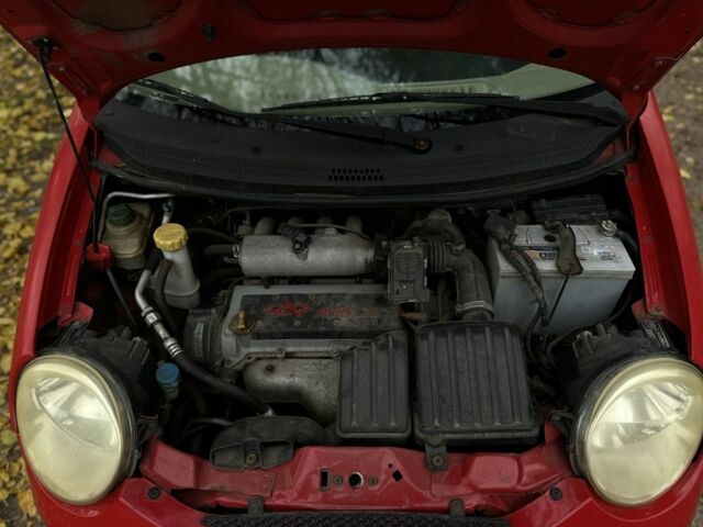 Красный Чери Кью Кью, объемом двигателя 1.1 л и пробегом 64 тыс. км за 2300 $, фото 6 на Automoto.ua