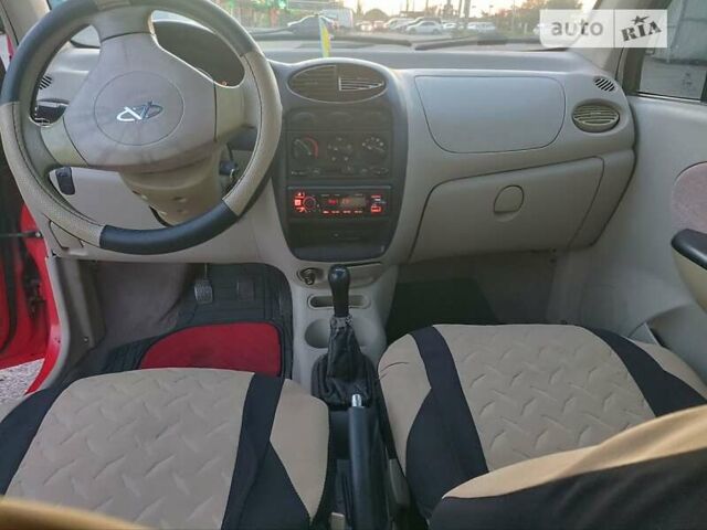 Червоний Чері Кью Кью, об'ємом двигуна 1.08 л та пробігом 130 тис. км за 2300 $, фото 10 на Automoto.ua