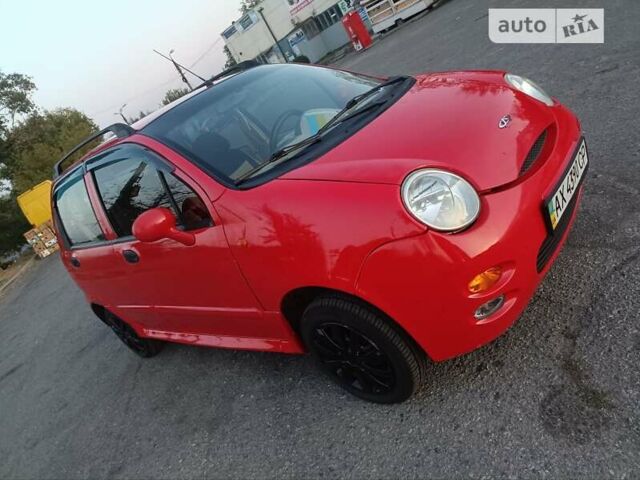 Червоний Чері Кью Кью, об'ємом двигуна 1.08 л та пробігом 130 тис. км за 2300 $, фото 2 на Automoto.ua