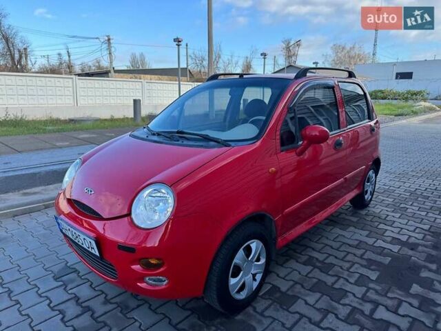 Красный Чери Кью Кью, объемом двигателя 1.08 л и пробегом 132 тыс. км за 2500 $, фото 3 на Automoto.ua
