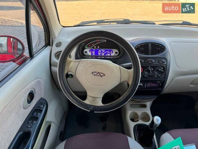 Красный Чери Кью Кью, объемом двигателя 1.08 л и пробегом 132 тыс. км за 2500 $, фото 12 на Automoto.ua
