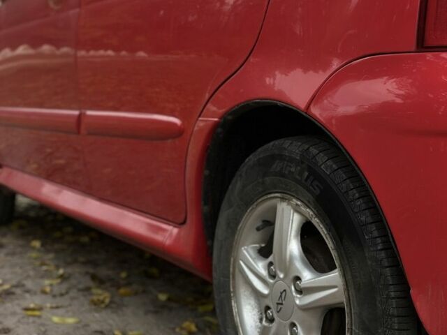 Красный Чери Кью Кью, объемом двигателя 1.1 л и пробегом 64 тыс. км за 2300 $, фото 2 на Automoto.ua