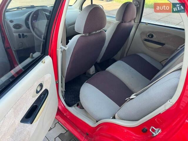 Красный Чери Кью Кью, объемом двигателя 1.08 л и пробегом 132 тыс. км за 2500 $, фото 14 на Automoto.ua