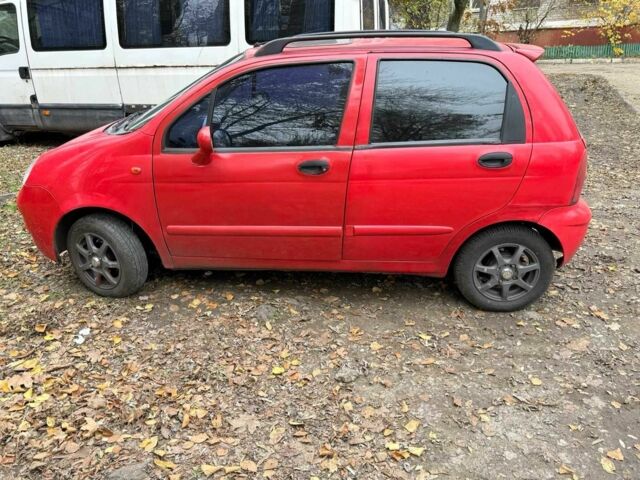 Красный Чери Кью Кью, объемом двигателя 1.1 л и пробегом 86 тыс. км за 2100 $, фото 7 на Automoto.ua