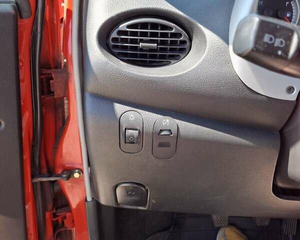 Красный Чери Кью Кью, объемом двигателя 1.08 л и пробегом 59 тыс. км за 2500 $, фото 37 на Automoto.ua