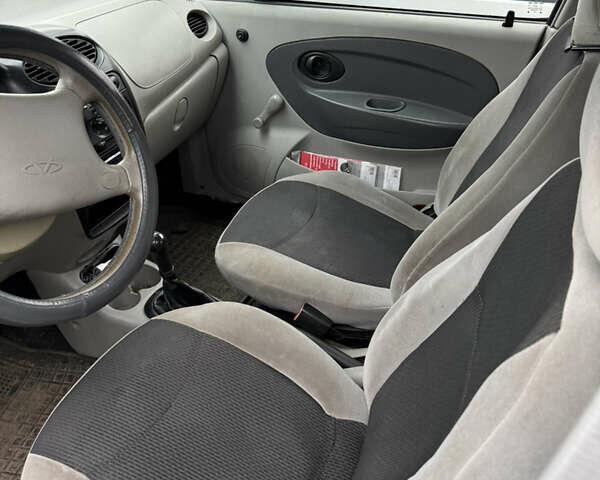 Чери Кью Кью, объемом двигателя 1.1 л и пробегом 200 тыс. км за 1300 $, фото 4 на Automoto.ua