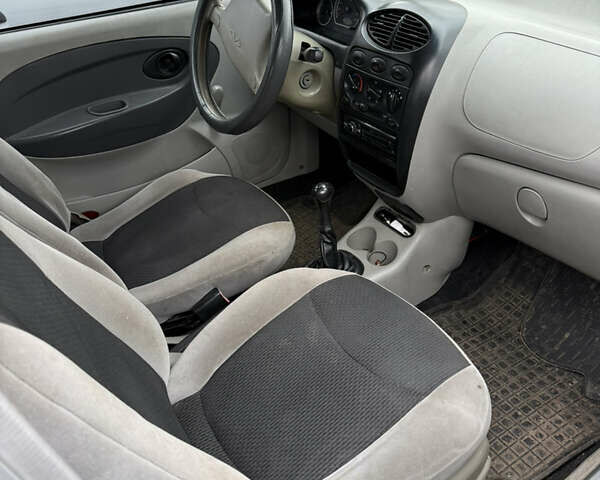 Чери Кью Кью, объемом двигателя 1.1 л и пробегом 200 тыс. км за 1300 $, фото 5 на Automoto.ua