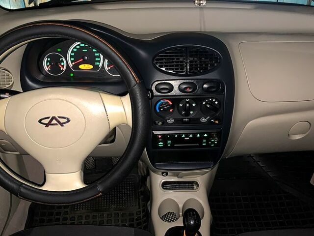 Чери Кью Кью, объемом двигателя 1.1 л и пробегом 20 тыс. км за 3100 $, фото 5 на Automoto.ua