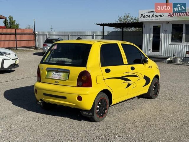 Чери Кью Кью 2007 в Кропивницком (Кировограде) на Automoto.ua Желтый Чери Кью Кью, объемом двигателя 1.1 л и пробегом 139 тыс. км за 2600 $, фото 1 на Automoto.ua