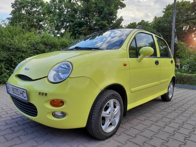 Жовтий Чері Кью Кью, об'ємом двигуна 1.1 л та пробігом 86 тис. км за 2700 $, фото 2 на Automoto.ua