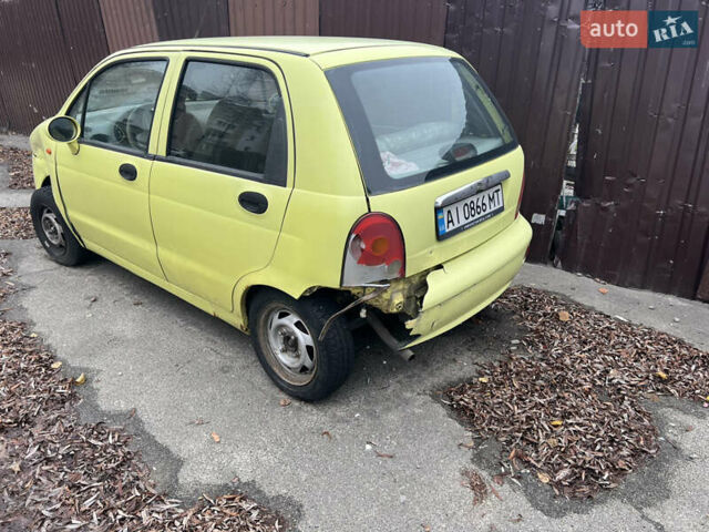 Желтый Чери Кью Кью, объемом двигателя 1.1 л и пробегом 80 тыс. км за 800 $, фото 1 на Automoto.ua