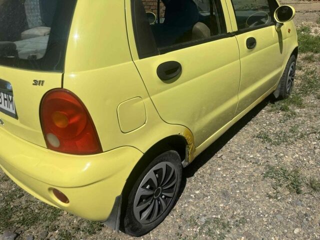 Жовтий Чері Кью Кью, об'ємом двигуна 1.1 л та пробігом 195 тис. км за 1600 $, фото 6 на Automoto.ua