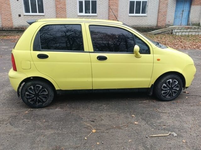 Желтый Чери Кью Кью, объемом двигателя 1 л и пробегом 18 тыс. км за 1500 $, фото 4 на Automoto.ua