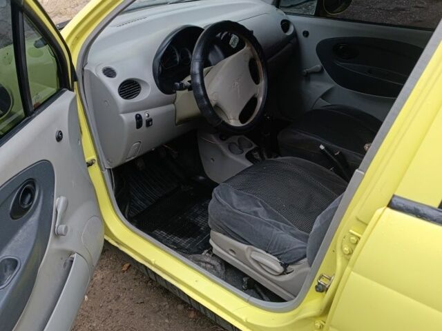 Желтый Чери Кью Кью, объемом двигателя 1 л и пробегом 18 тыс. км за 1500 $, фото 1 на Automoto.ua